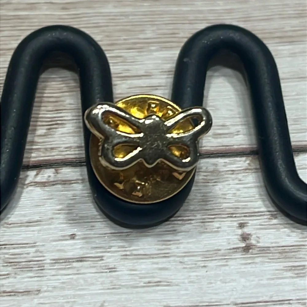 Vintage elegant gold